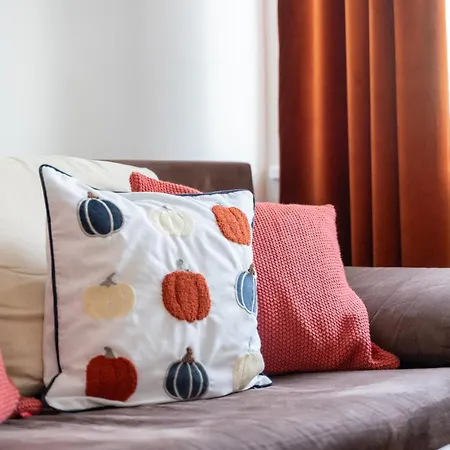 Ochota Kopinska Homely By Bookinghost * Warsaw